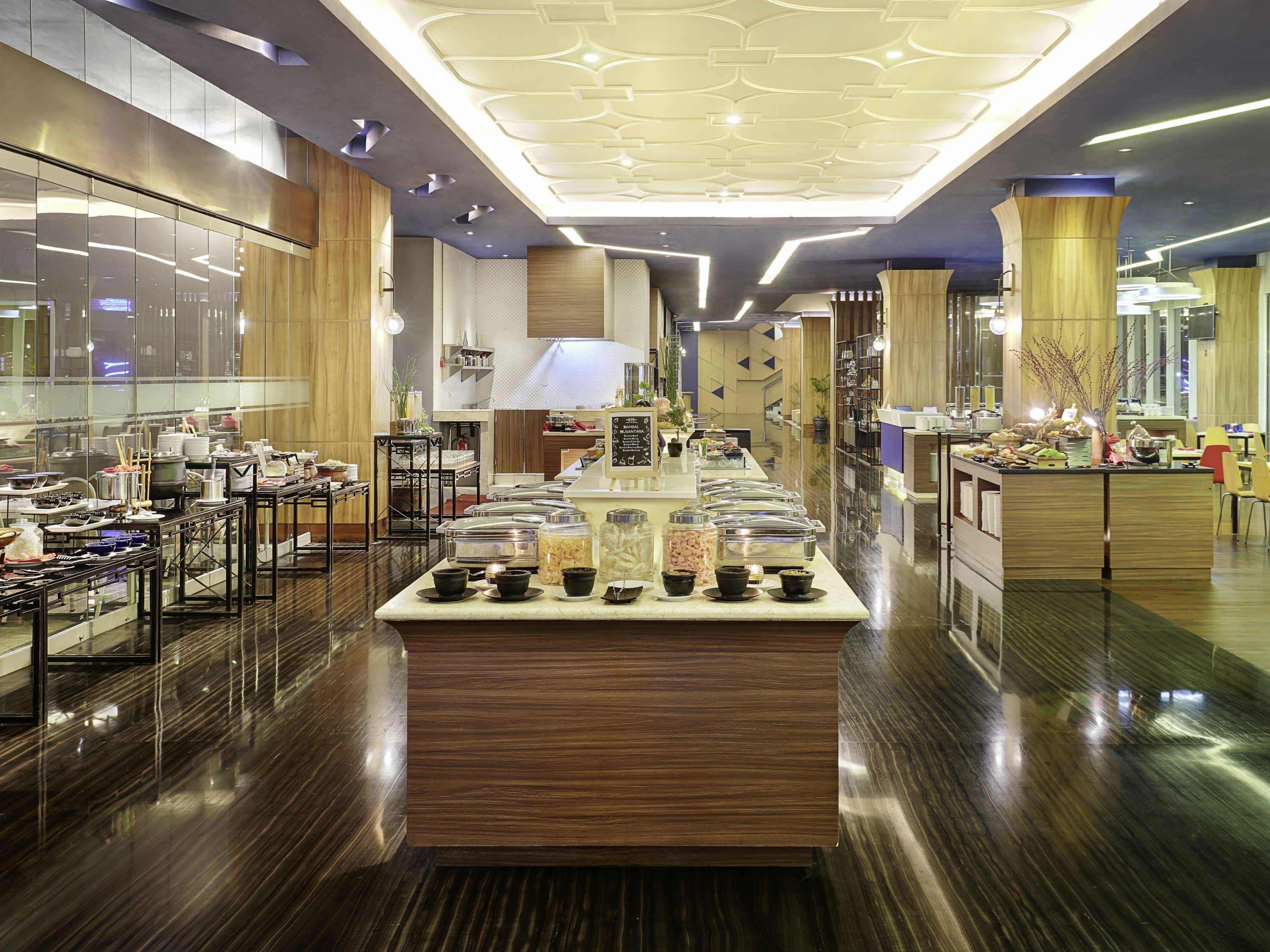 Mercure Bandung Nexa Supratman Екстер'єр фото