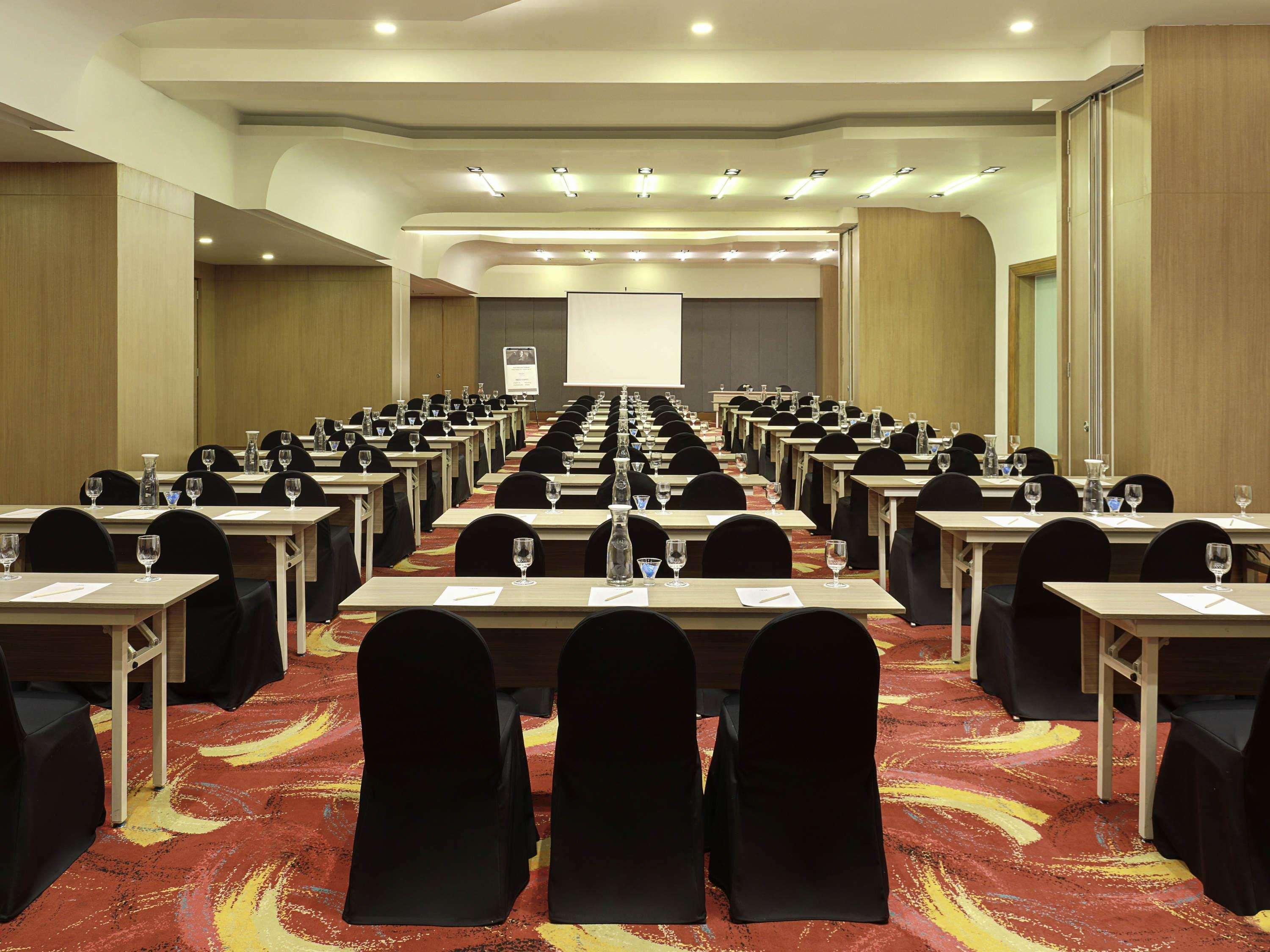 Mercure Bandung Nexa Supratman Екстер'єр фото