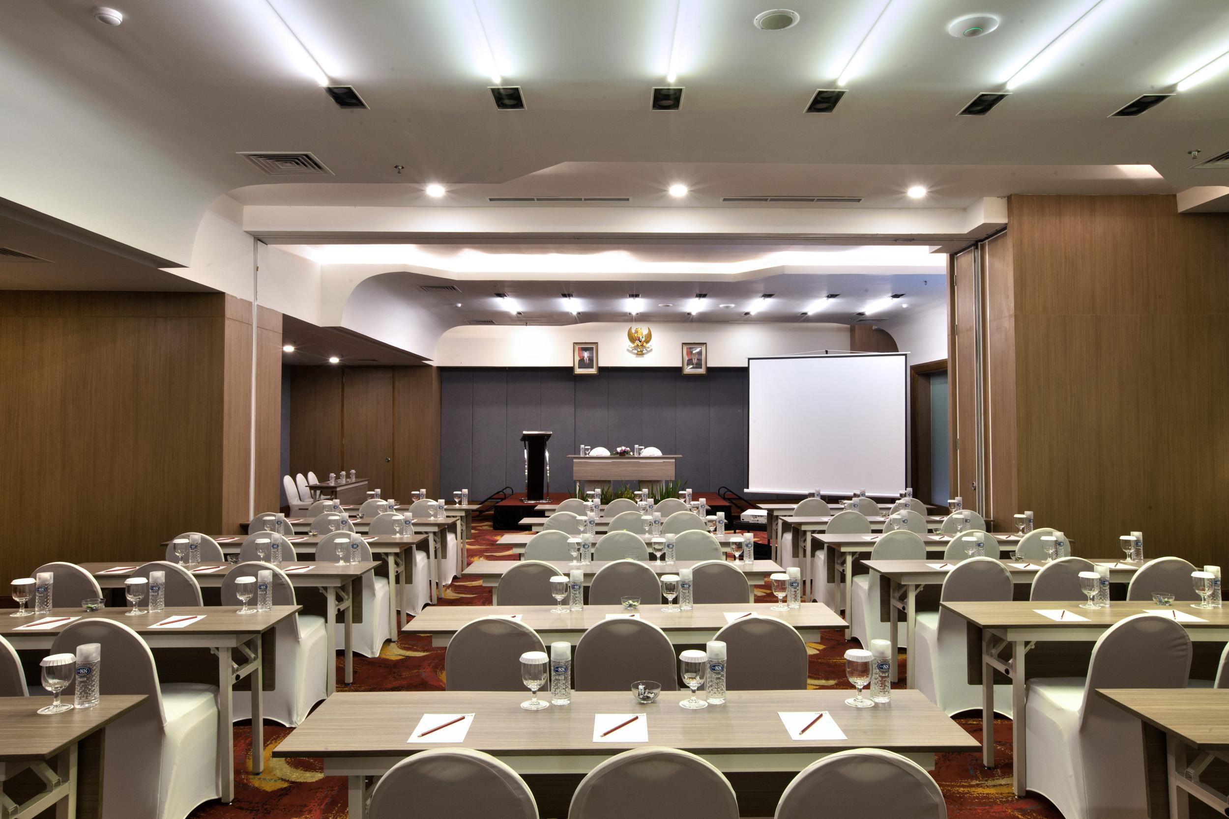 Mercure Bandung Nexa Supratman Екстер'єр фото