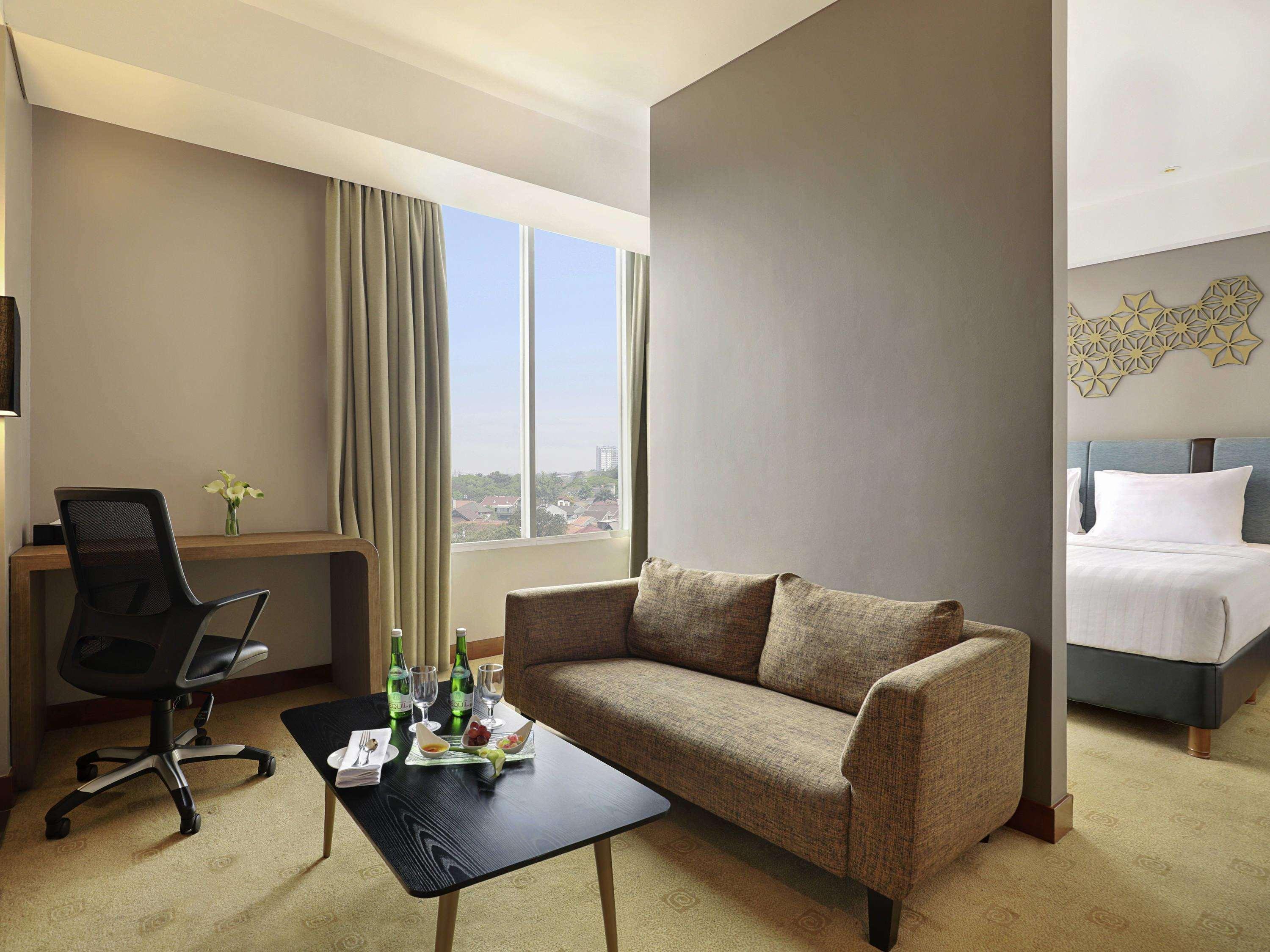 Mercure Bandung Nexa Supratman Екстер'єр фото