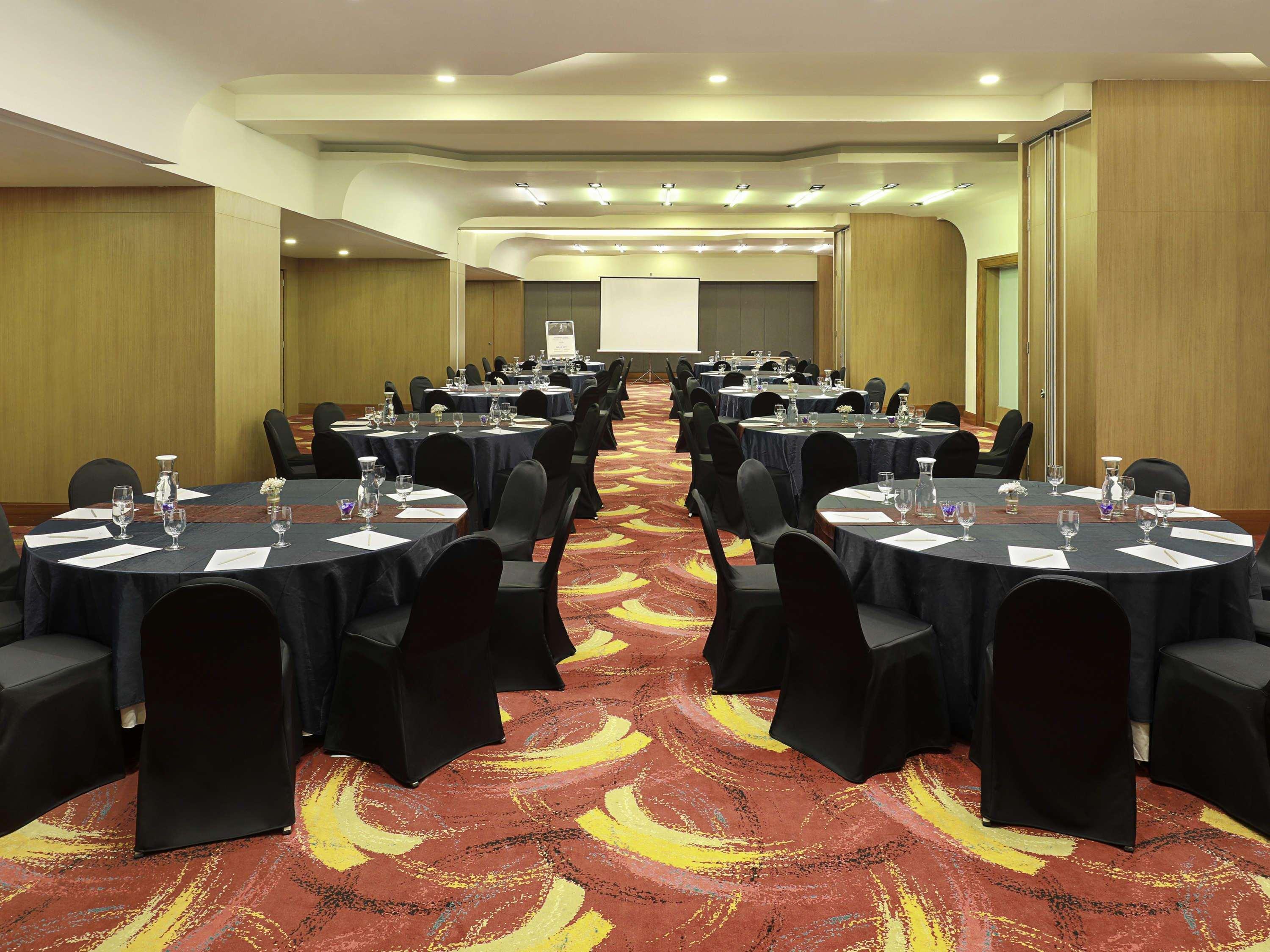 Mercure Bandung Nexa Supratman Екстер'єр фото
