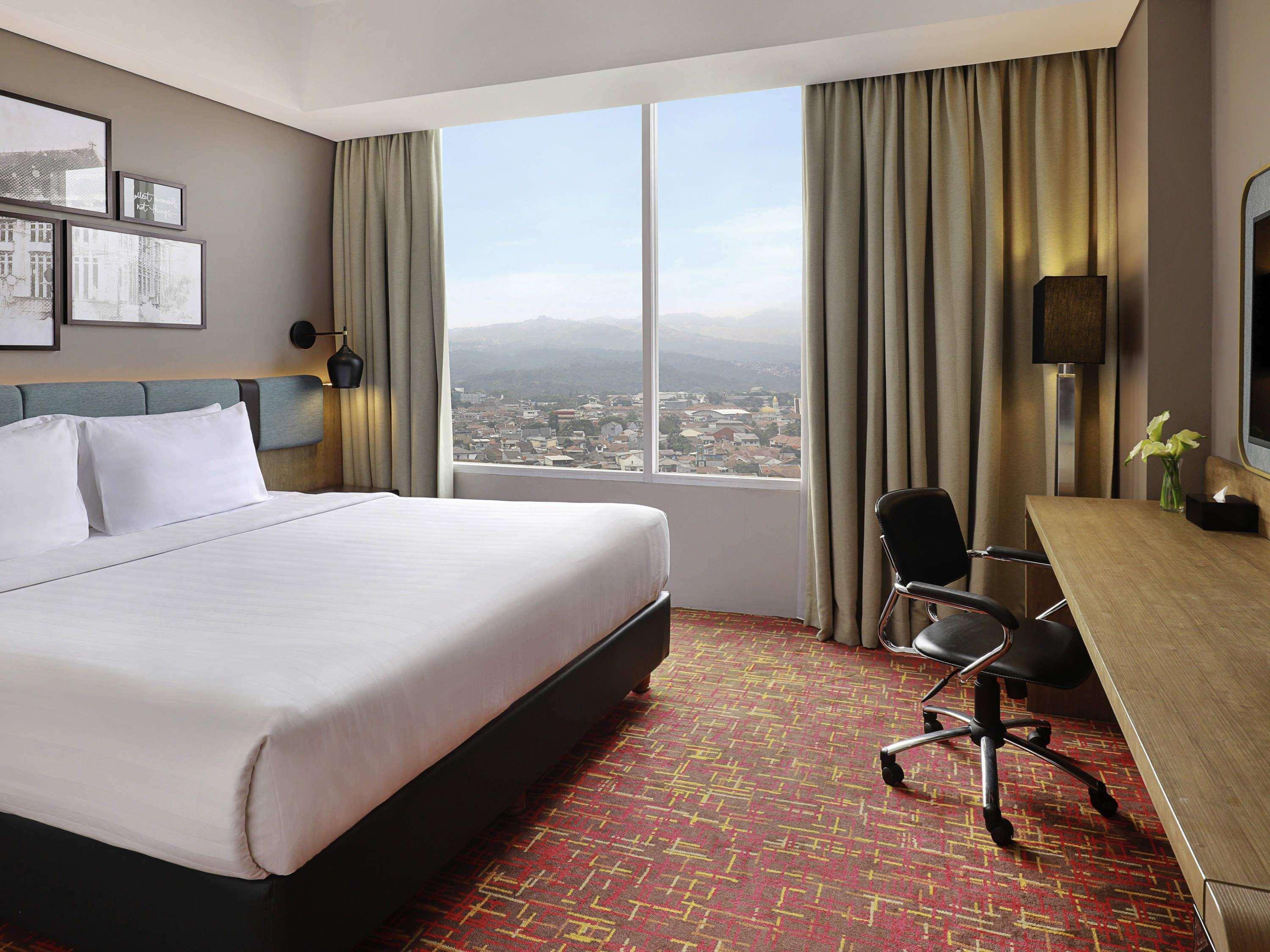 Mercure Bandung Nexa Supratman Екстер'єр фото