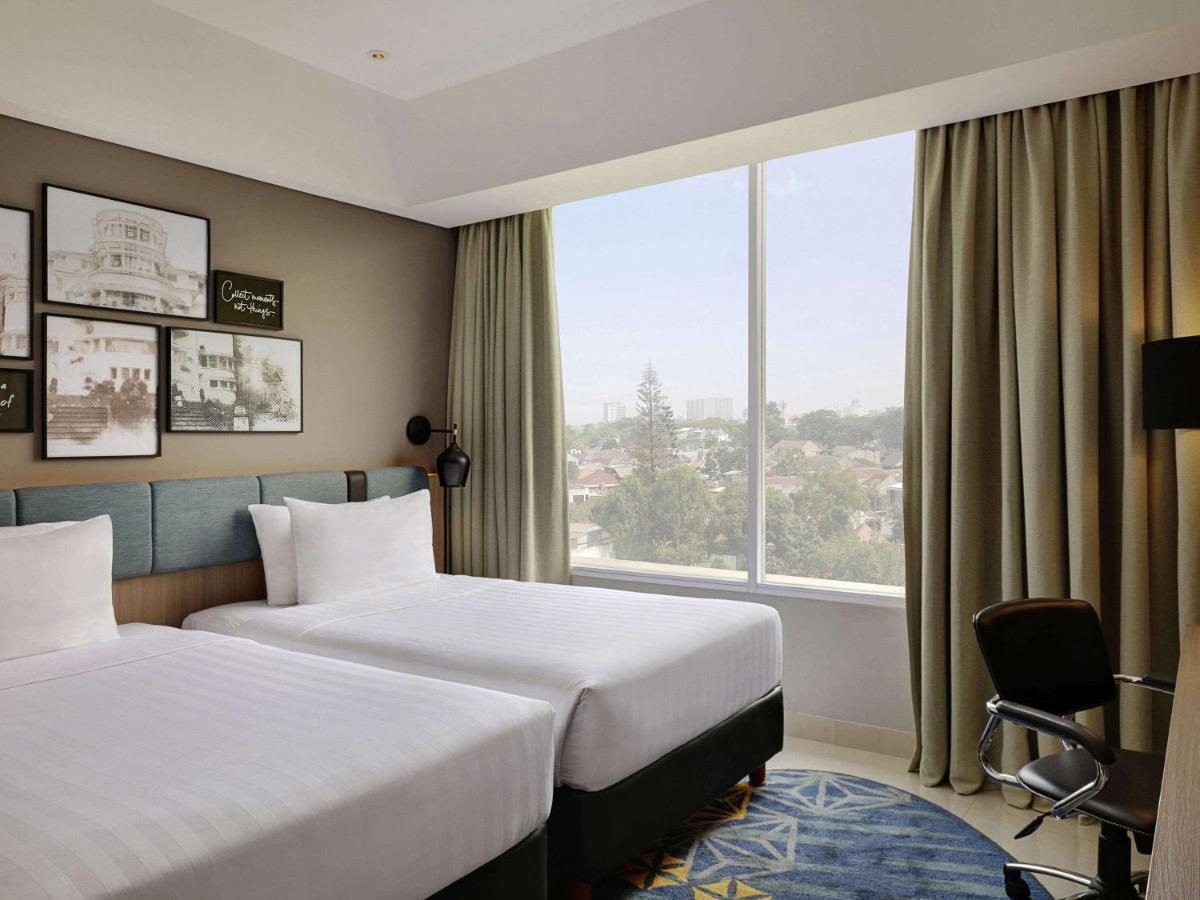 Mercure Bandung Nexa Supratman Екстер'єр фото