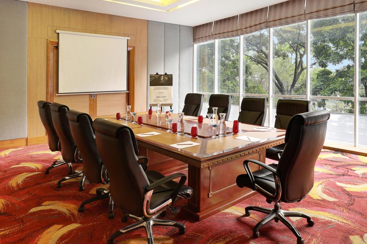 Mercure Bandung Nexa Supratman Екстер'єр фото